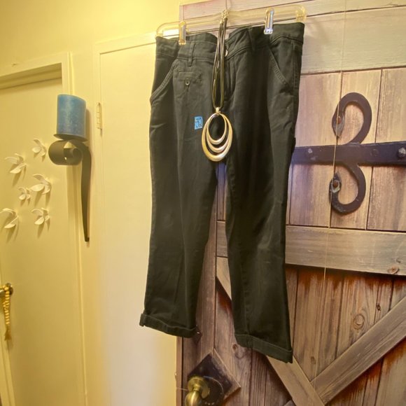 women's cute capris :-) - Picture 1 of 1